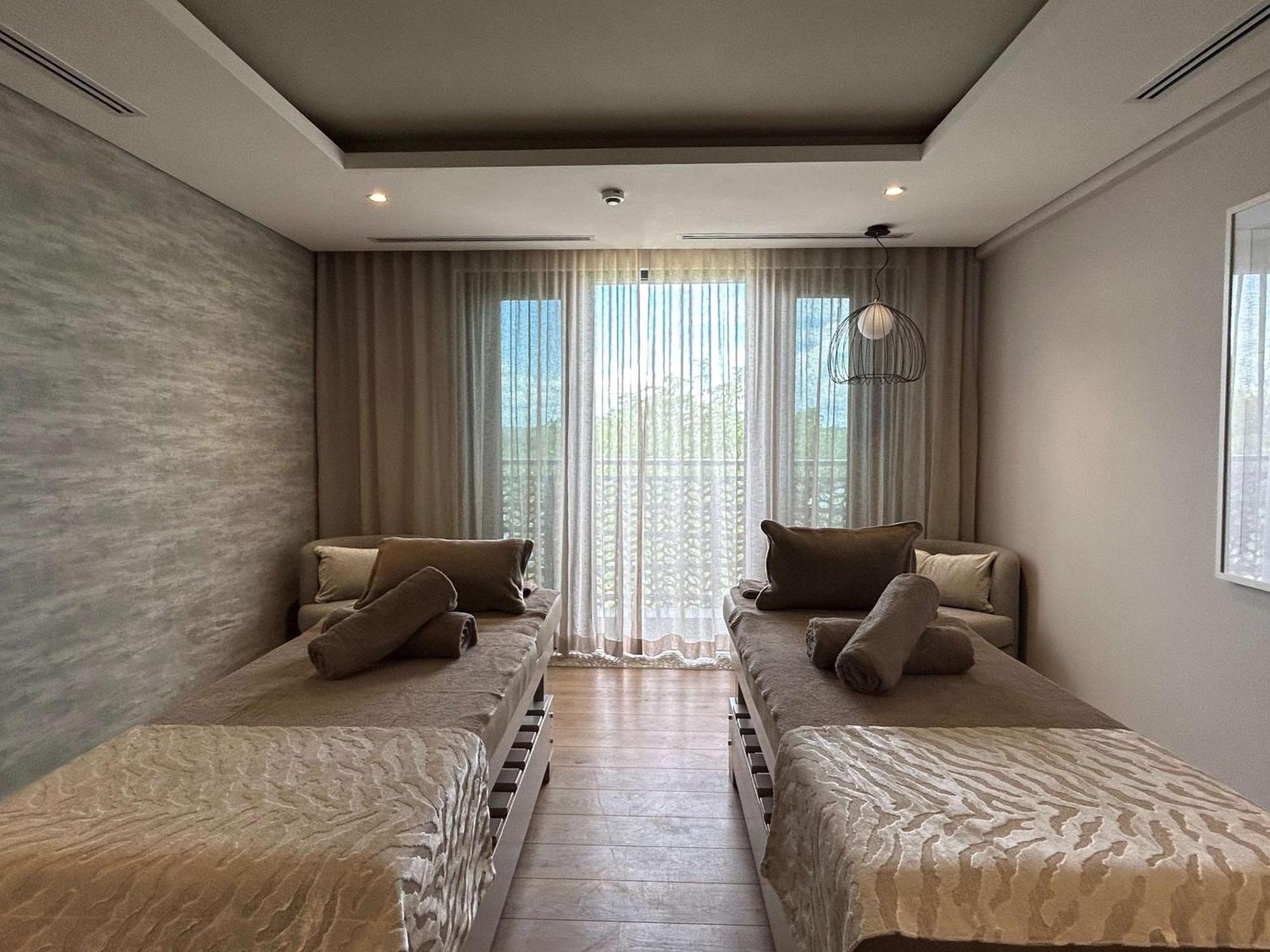Radisson Blu Mosi-Oa-Tunya Livingstone Resort Екстериор снимка