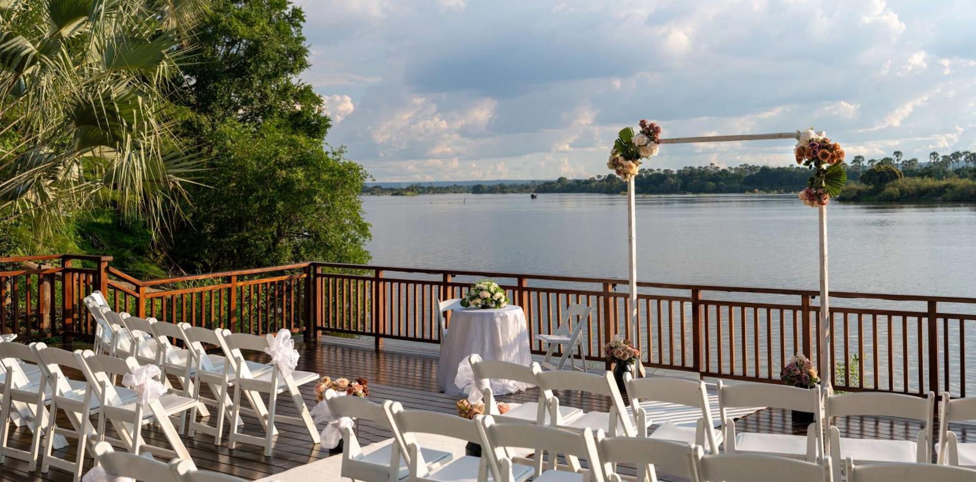Radisson Blu Mosi-Oa-Tunya Livingstone Resort Екстериор снимка